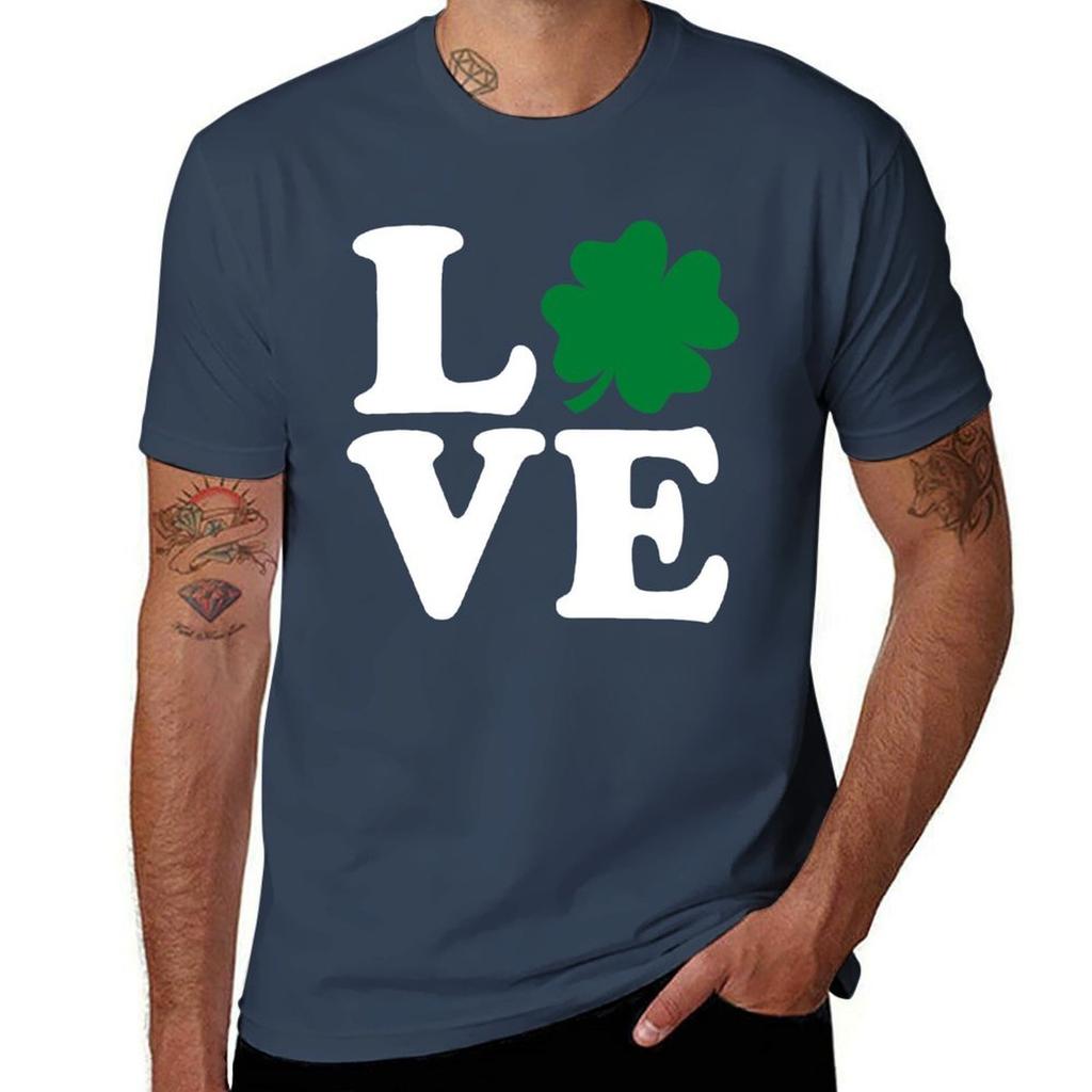 St Patrick's Day LOVE Shamrock Irish T-Shirt Man T Shirts for Men Man Graphic T Shirt T-Shirt
