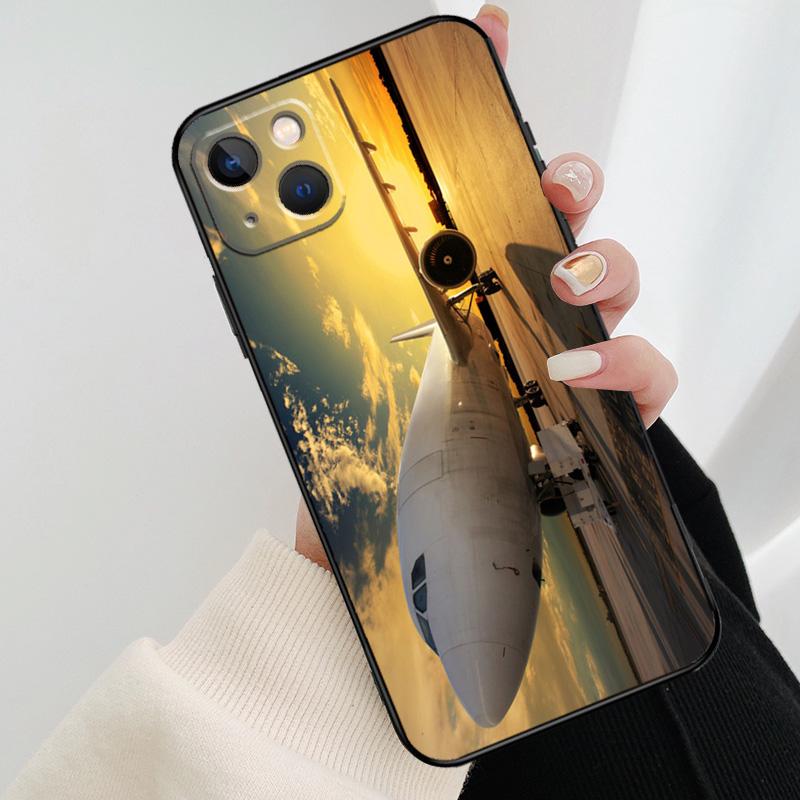 Airplane Flying Into The Sunset Phone Case For iPhone 17 Pro Max 15 14 13 11 12 16 Pro Max mini 15 16 Plus 16e 17 Air Cover