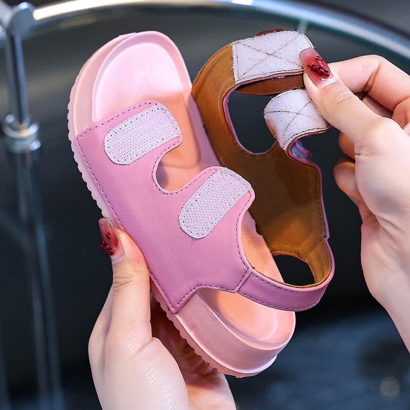 Children's cartoon sandals, beach slip-on soft-soled lightweight outdoor shoes, girls' summer sandals for outdoor wear