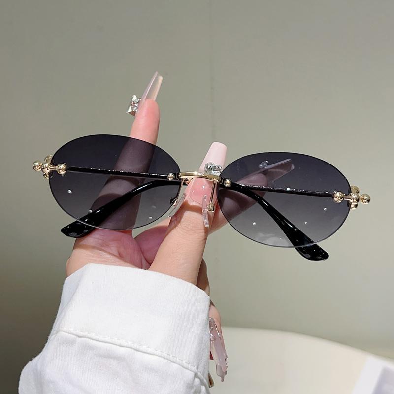 Rimless Oval Sunglasses Women  New in Fashion Vintage Decor Shades Trendy Brand Designer Gradient Casual Sun Glasses