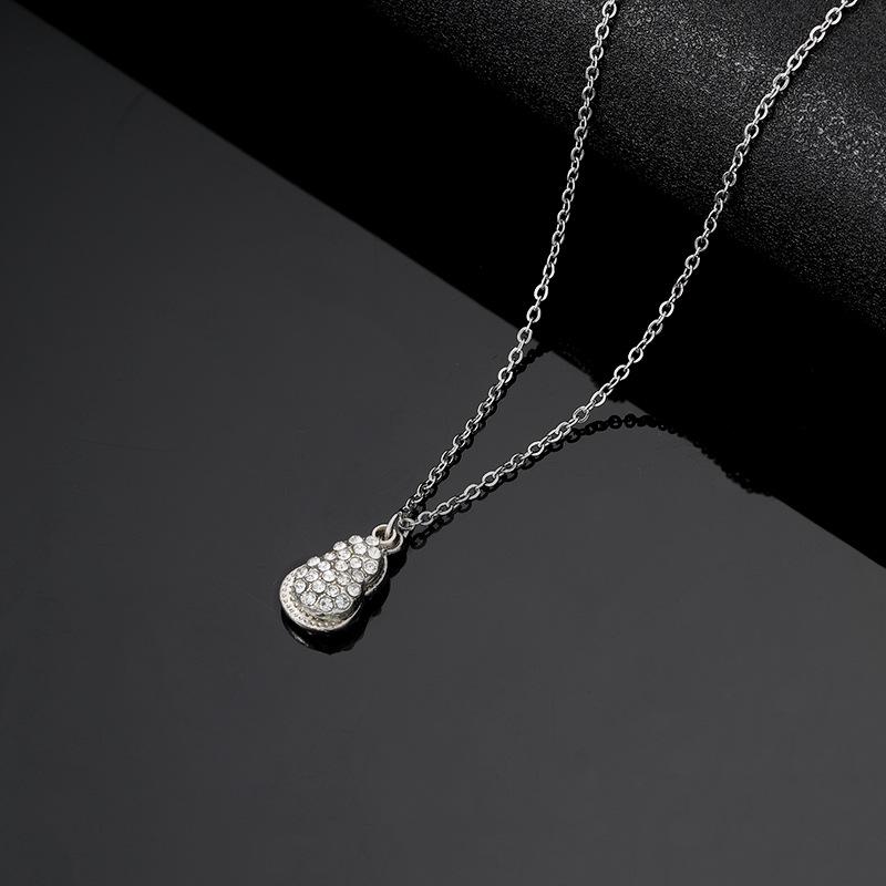 Korean ring zircon necklace women's ins simple high-end light luxury accessories niche design versatile collarbone chain