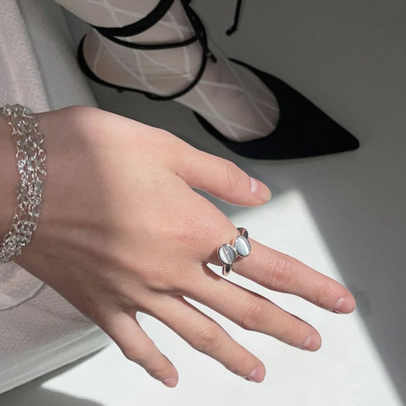 

VINOOM twin ring (grey catseye) 9