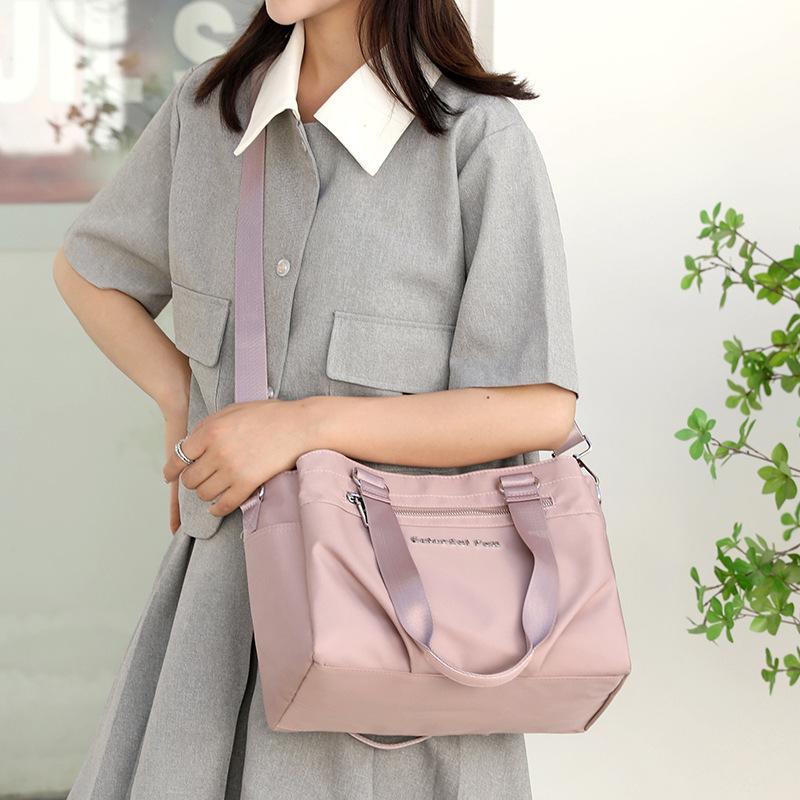 New Women's Large-capacity Tote Bag Fashion Trend Shoulder Bag Portable Messenger Bag