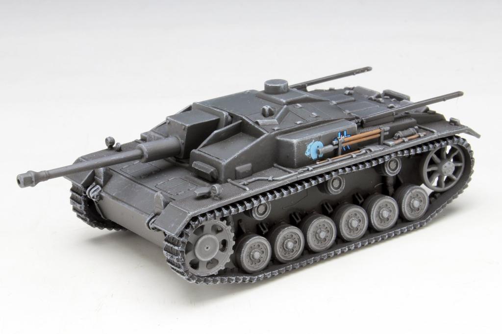 Platz Girls Panzer the Movie StuG III F Hippo Team Scale Plastic Model Kit & Ausf. (Movie Version) 1/72 GP72-14