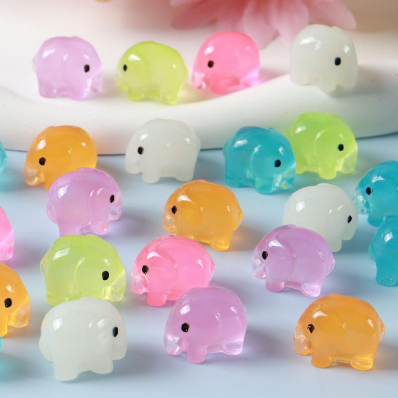 10/20/50pcs Miniature Resin Luminous Elephant Figurines for Garden Home Desk Ornaments Kawaii Animal Micro Landscape Accessories