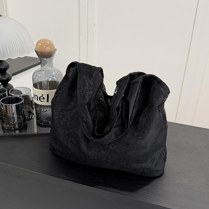 Large-capacity Tote Bag with Fashionable Texture, Single-shoulder Design, Suitable for Office Commuters