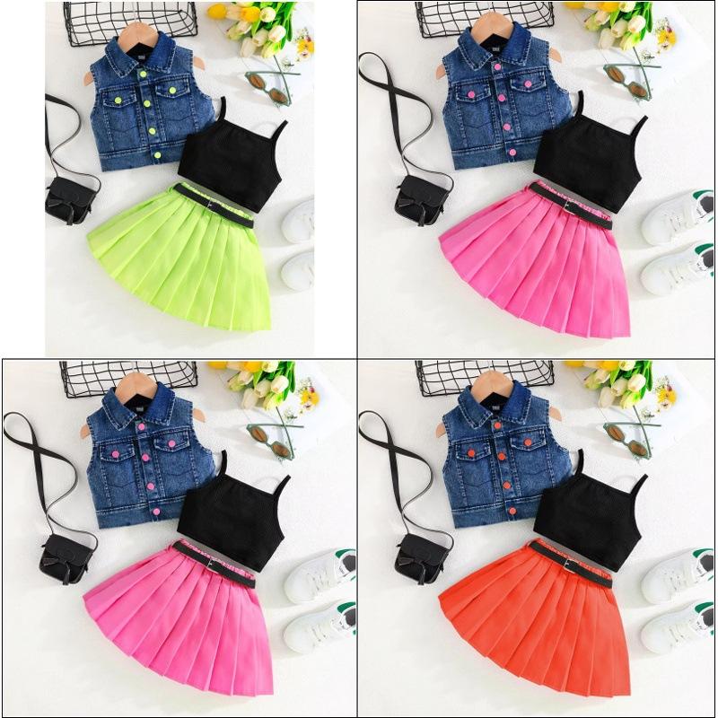 Neues Sommer-Denim-Westentop für Mädchen + Top + Grüner Rock 100% Rabatt + Gürtel Vier-teiliges Set