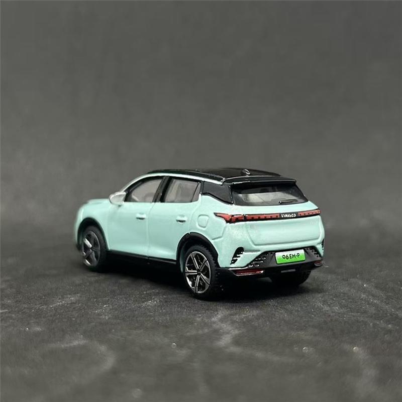 Bburago 1:64 LYNK&CO 06 EM-P SUV Alloy Car Model Diecast Metal Miniature Scale Vehicle Car Model Simulation Collection Kids Gift