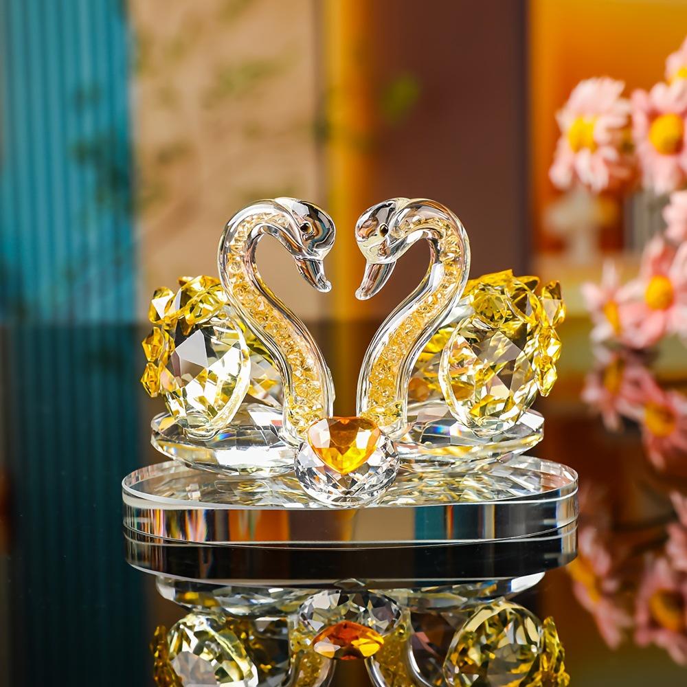 Kristāla gulbju pāra ornaments - Dekoratīva