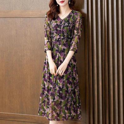 Vintage Broken Flowers Printed Dot Dresses Spring Summer 3/4 Sleeve Stylish V-Neck Spliced Button Female A-Line Waist Midi Dress