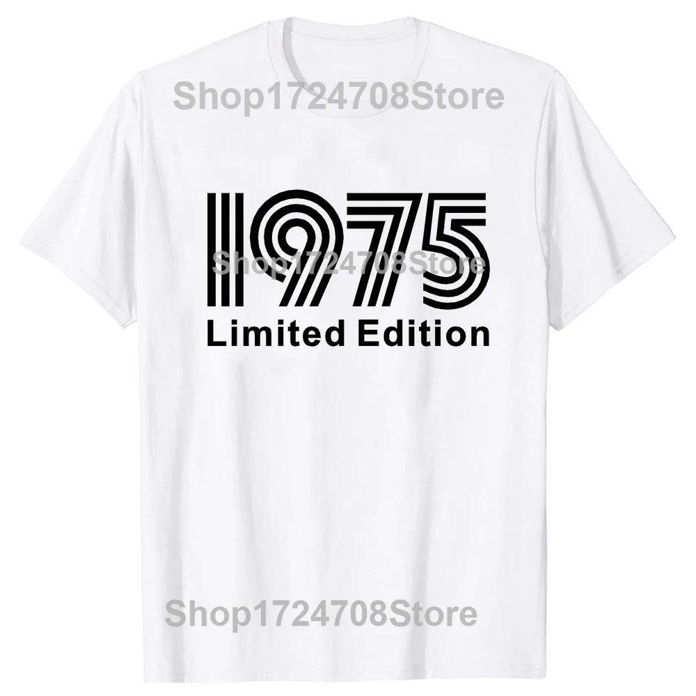 Novelty Born In 1975 Vintage T Shirts Graphic Cotton Streetwear Short Sleeve Birthday Gifts 50 Years Old Tshirt Mens Clothing