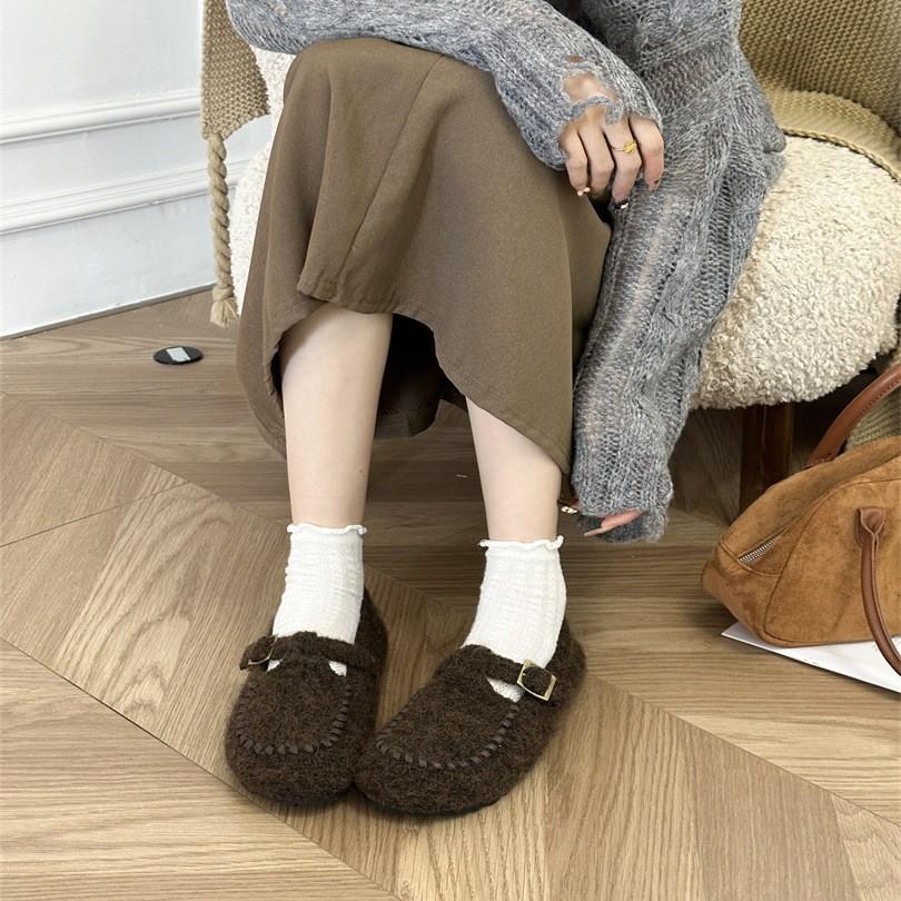 2025 autumn new matte belt buckle thick-soled outer wear half-drag lazy warm trendy women cotton velvet single shoes