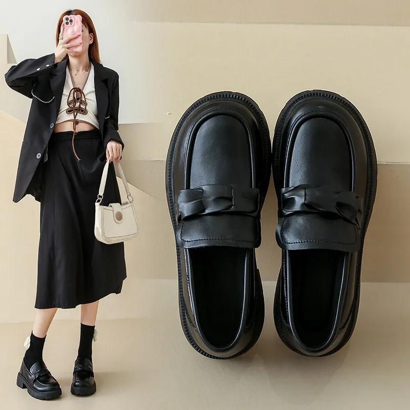 2025 Spring and Autumn New Women's Leather Shoes British Style Black Casual Leather Shoes Fashion Soft soled Single Shoes
