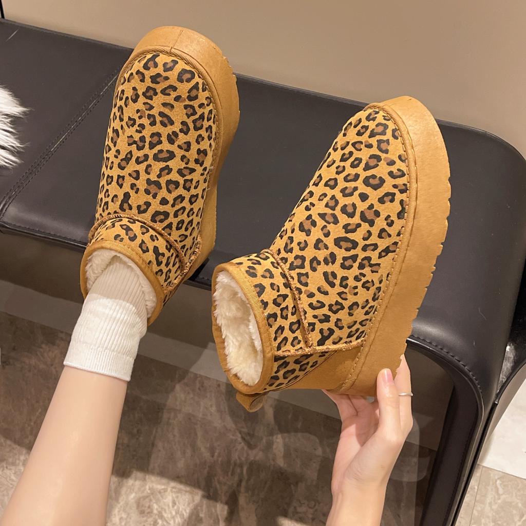 Snow Boots Women's Winter New Fashion Leopard Print Thick-soled Warm Bread Shoes Velvet Short Cotton Boots Women