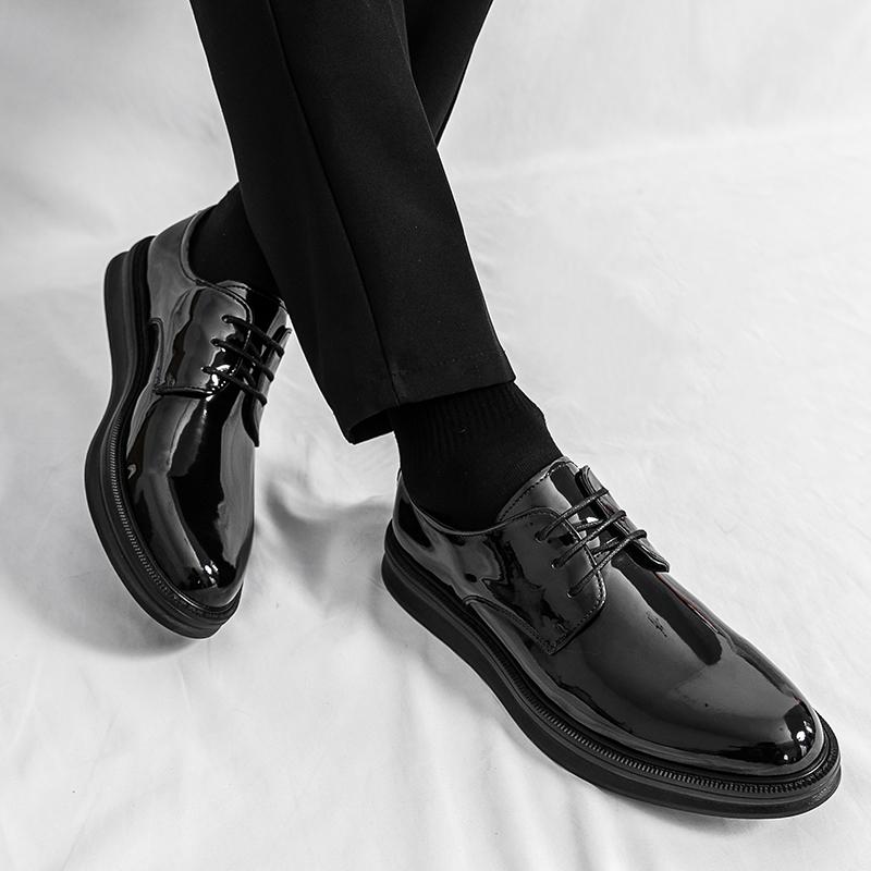 Men’s White Derbys Dress Formal Business Patent Leather Shoes Men Gentleman Style Tuxedo Wedding Blazers Saddle Shoes Contrast StitchingLarge Size