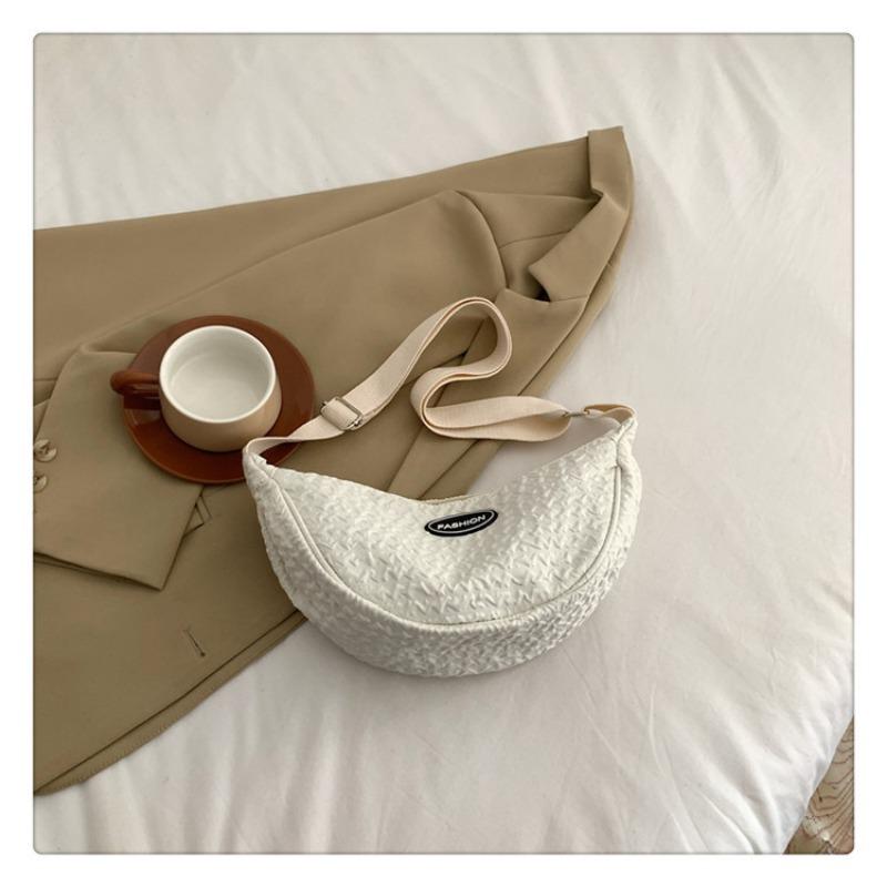 New cute shoulder bag versatile dumpling bag small fresh messenger bag bag candy color niche women's bag