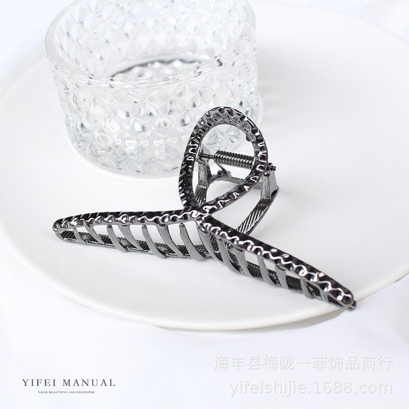 Claw Clip Hair Clip At The Back Of The Head, Summer Hair Clip, Elegant Metal Shark Hair Clip, Head Accessory