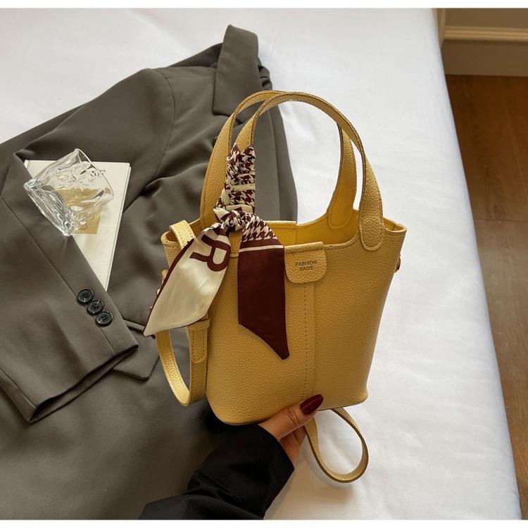 Premium Bag Women's 2025 Summer New Fashion Bucket Bag Versatile Vegetable Basket Niche Hand Bag Messenger Bag