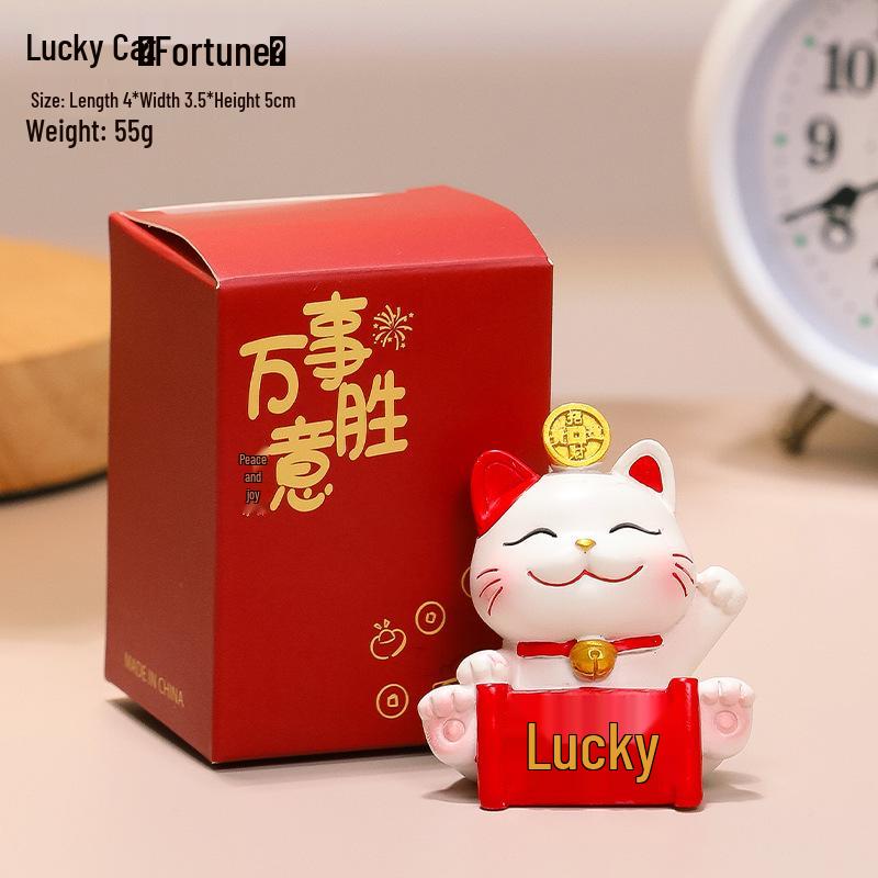 Handmade Resin Lucky Cat Figurine: Cute Desk Decoration and Creative Office Gift 2025