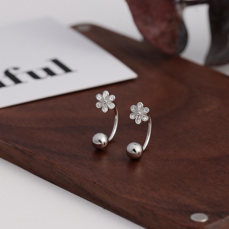 Diamond-Studded Flower Screw-On Earrings Understated Design Unique U-Shaped Earrings For Women