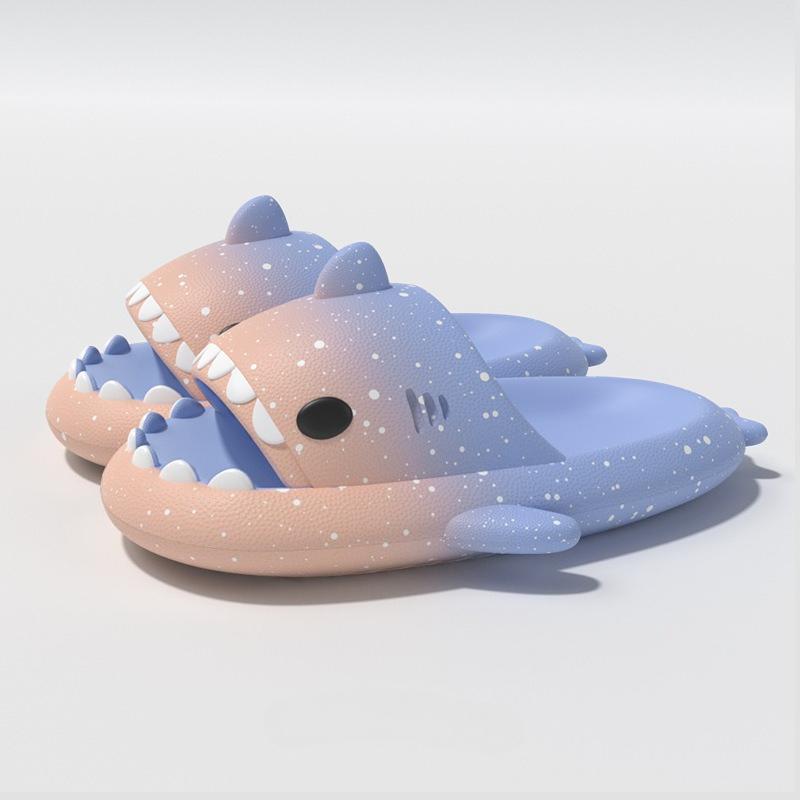 

Милые мультяшные тапочки-акулы для женщин и мужчин, градиентные летние туфли на платформе, светящиеся в темноте, парные домашние уличные шлепанцы 36-37