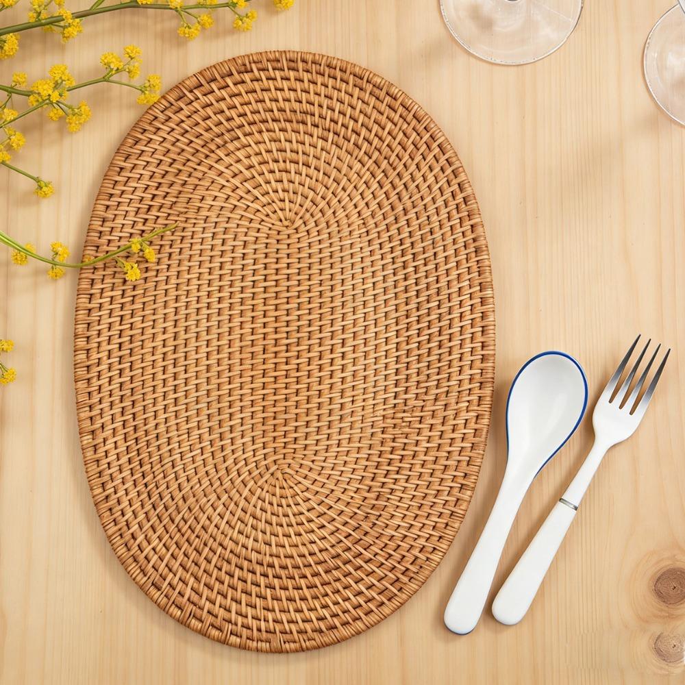 Handmade Oval Rattan Woven Placemat Non-Slip Coaster Tableware Heat-Insulated Mat  Dining Table