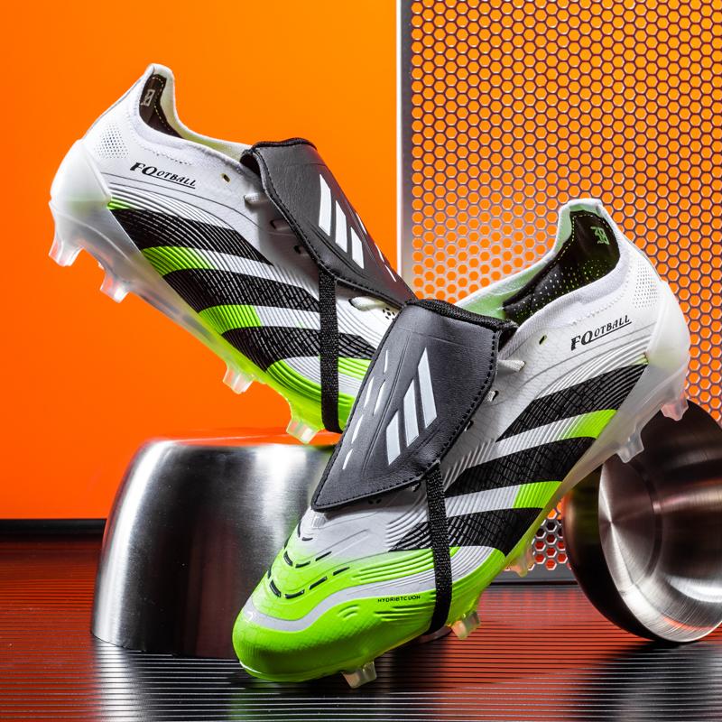 

Men Football Shoes Society Cleats Indoor Football Field Boots Professional Fast Training Soccer Shoes Non Slip Sneaker35-45 36