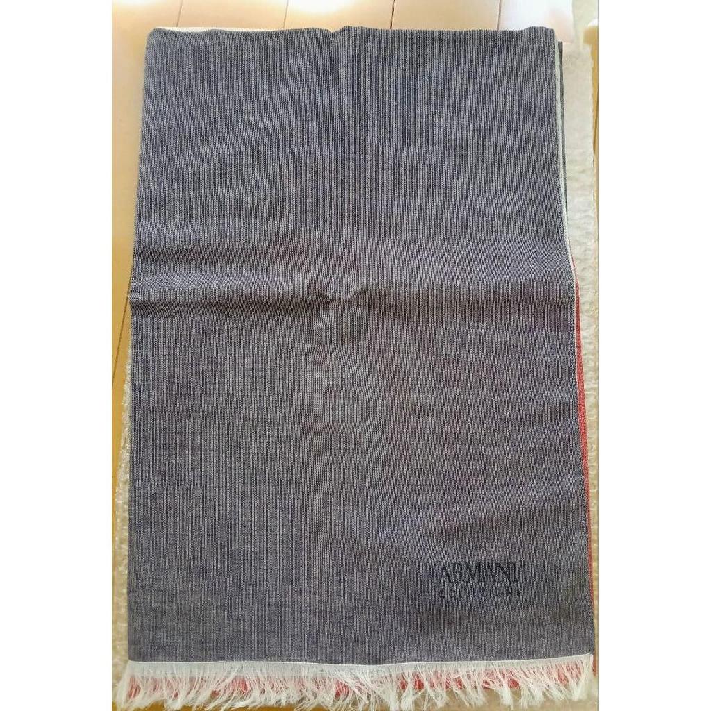 Used ARMANI COLLEZIONI stole