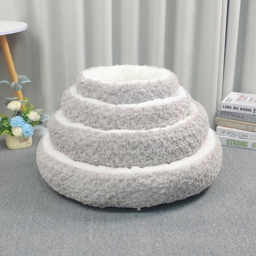 Cozy Round Cat Bed - Warm, Thick, All-Season Nest for Cats & Small Dogs