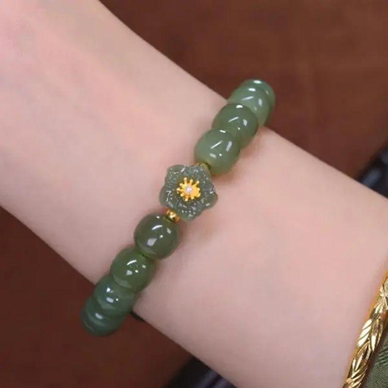 Green imitation Hetian jade cherry blossom bracelet 1011 new retro holiday gift for mother couple