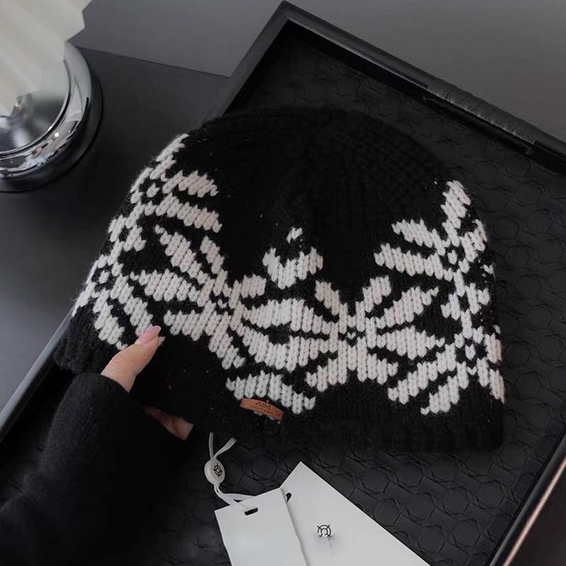 Wool Vintage Knit Beanie With Hand Embroidered Design For Winter Casual Wear