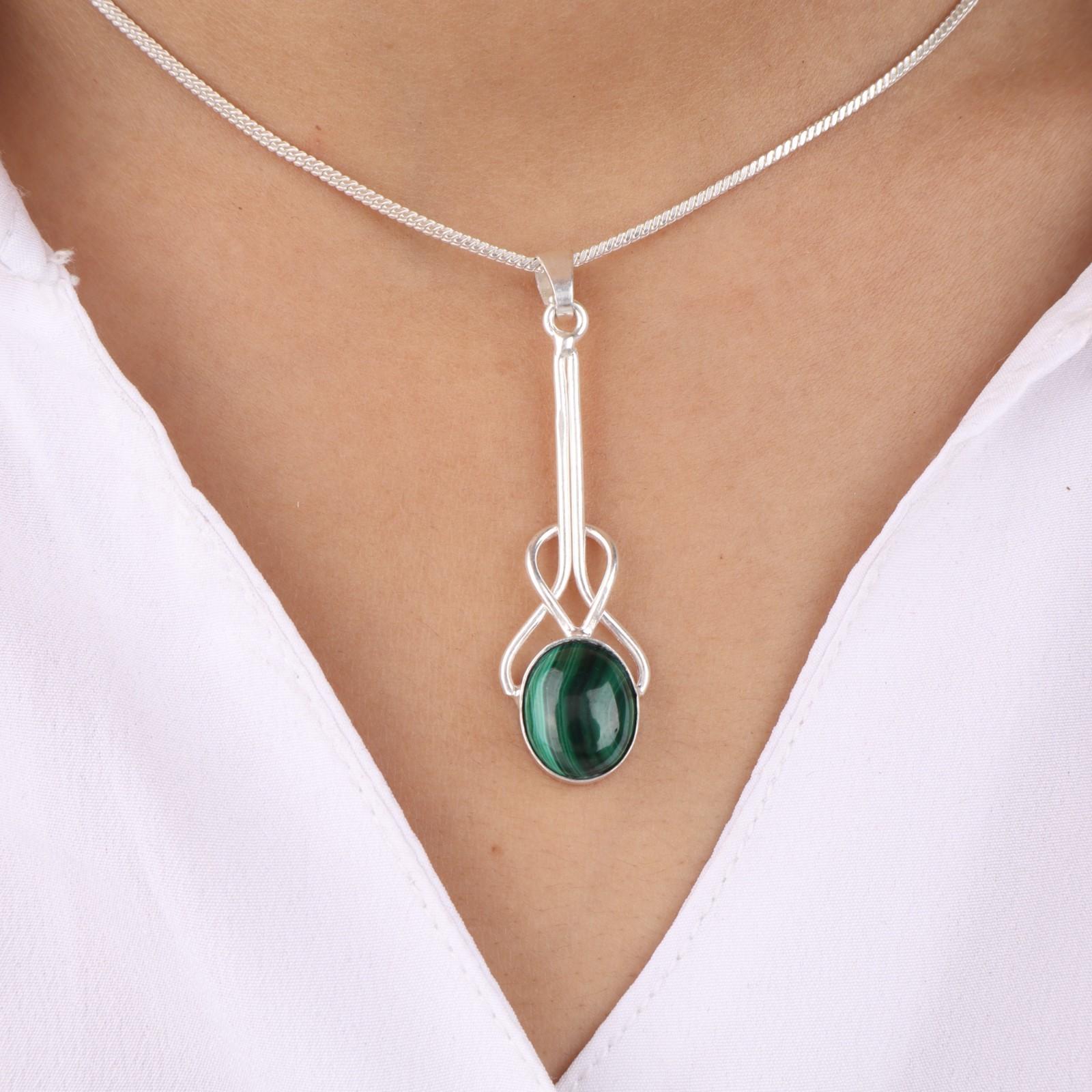 

Натуральный малахитовый драгоценный камень 925 стерлинговое серебро ювелирные изделия ручной работы кулон 1,79 PP-60-23