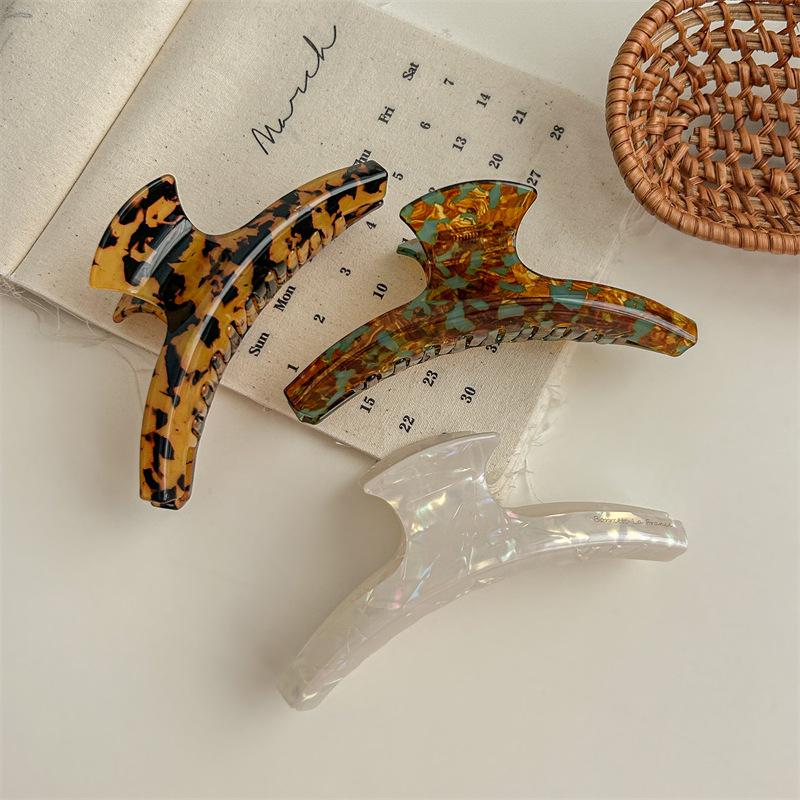 French Retro Large Leopard Print Claw Clip for Ponytails