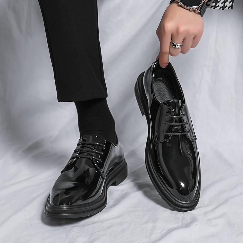 Fashion Classic Derby Shoes Brogues Leather Man Business Dress Office Leather Shoe For Men Fashion Patent Leather Party Wedding Shoes
