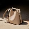 Mrs. Qiao Women's Bag 2025 New Bucket Bag Women's Autumn Winter Crossbody Bag Women's Bag High-end Genuine Leather Shoulder Bag