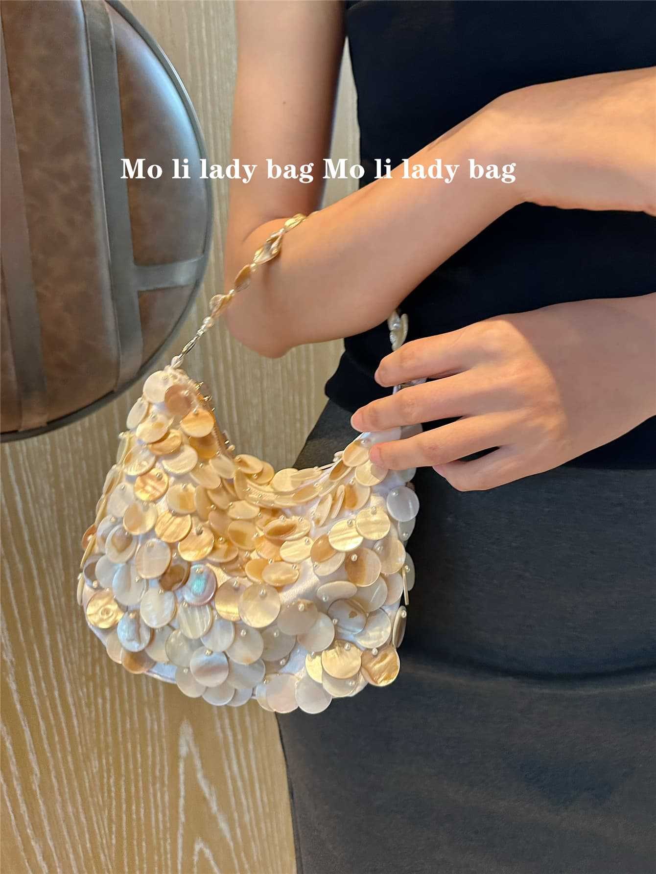 Hand Sewn Bead Shell Mother Bag, Socialite s Dinner Party Style Shell Bag, Women s Hand-held Shoulder Crossbody Bag length 17cm, width 5cm, height 14cm
