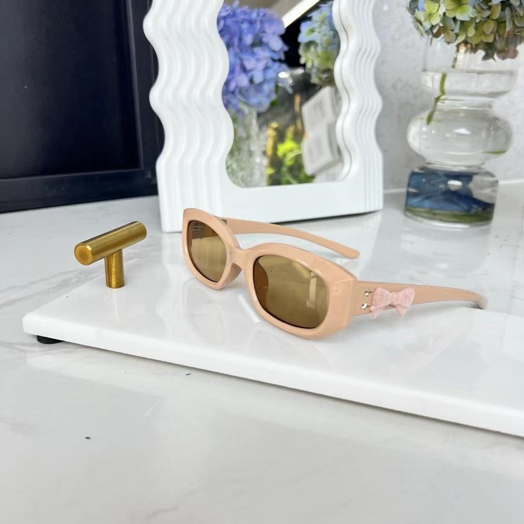 Candy Color Women Sunglasseses Rectangular Shape UV Shielding Cool Sun Eyeglasses Party Travel Use Women's Sunglass