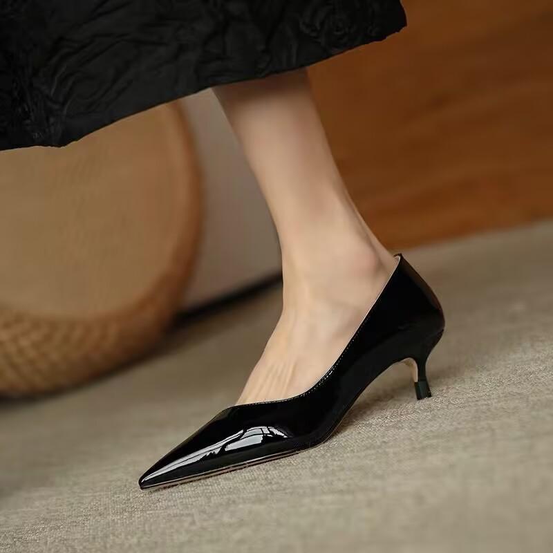 Módní kožené lodičky dámské jehlové profesionální boty 2025 nové šedé špičaté vysoké podpatky střední podpatek dámské boty