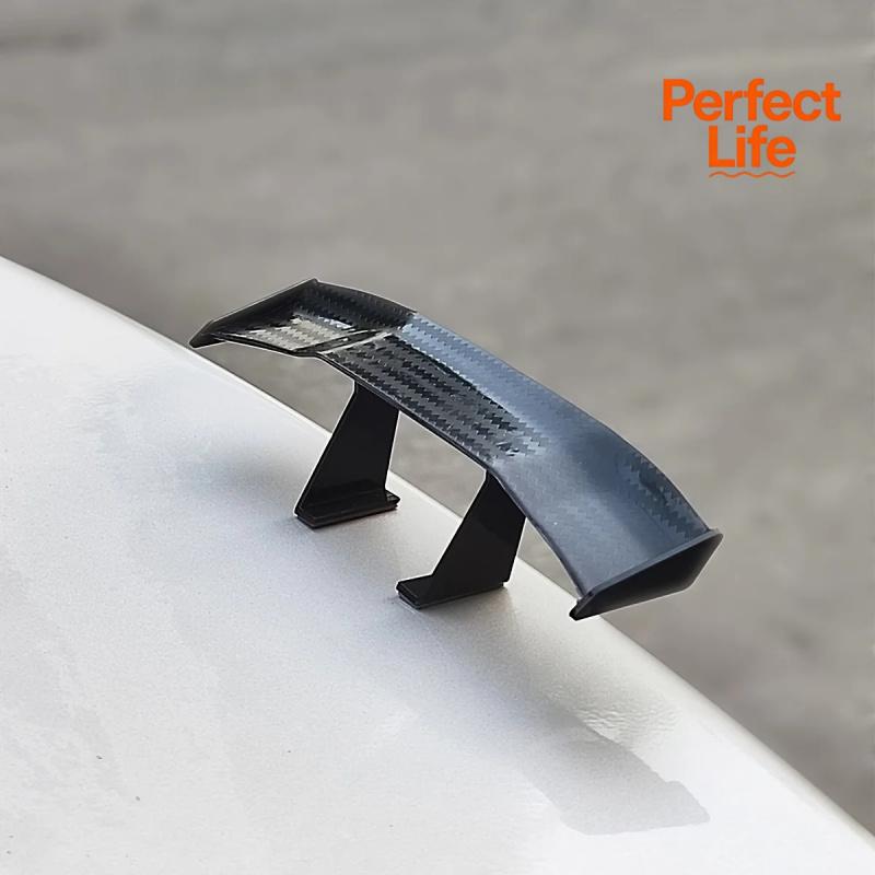 1Pcs Car Rear Spoiler Mini Wing Small Model Decoration Auto Parts GT Style Winglet Mini Carbon Fiber Look Tail Wing