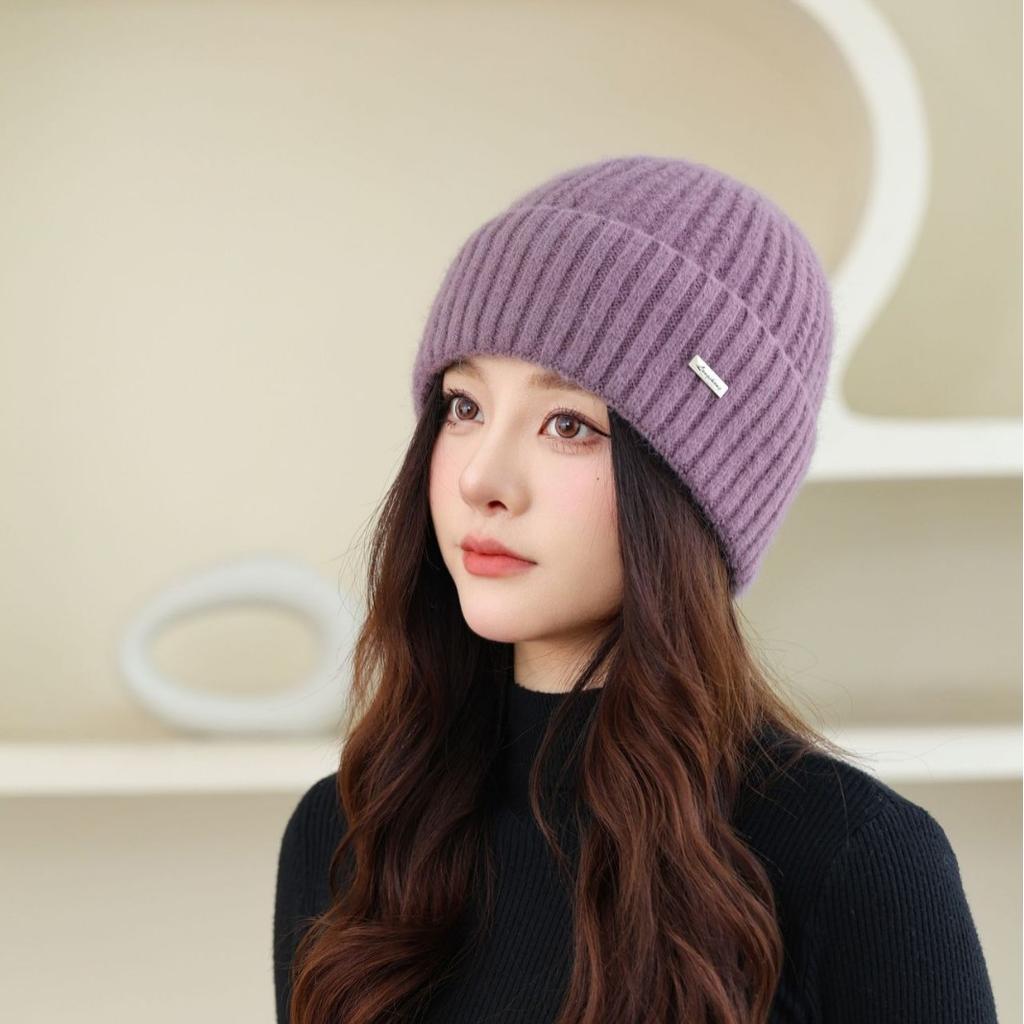 New Winter Hat for Women Knitted Versatile Warmth and Thickened Fashionable Wool Grandma Style Big Head Cold Hat