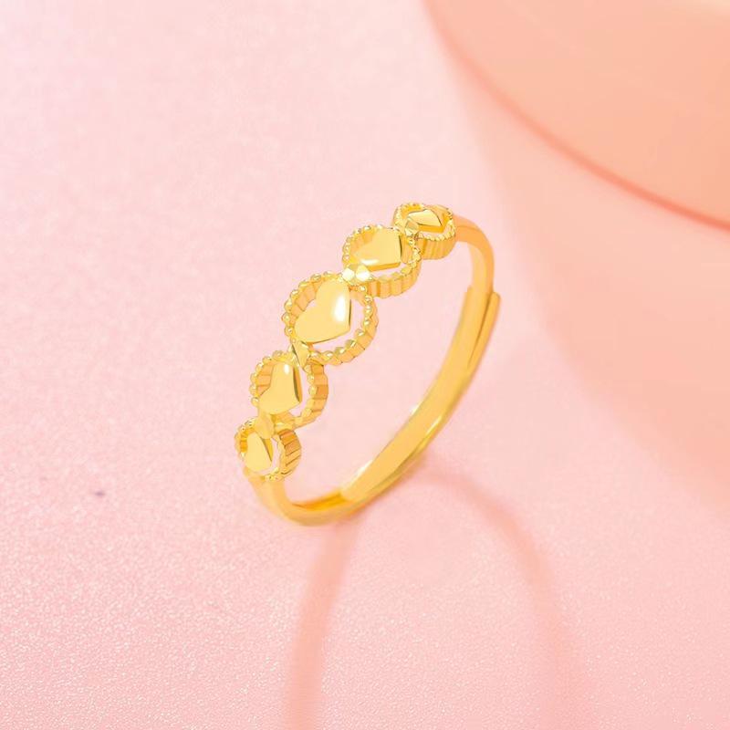 Gold-Plated Heart-Linked Women's Fashion Ring - European and American Style, Xiaohongshu-Inspired.