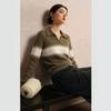 Seagull Collar Contrast Plush Wool Women's Sweater - Soft, Cozy, Loose-fit Knit for Autumn & Winter.