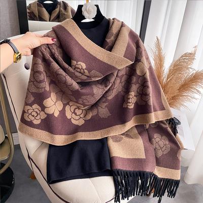 Accessoires – Schals & Tücher