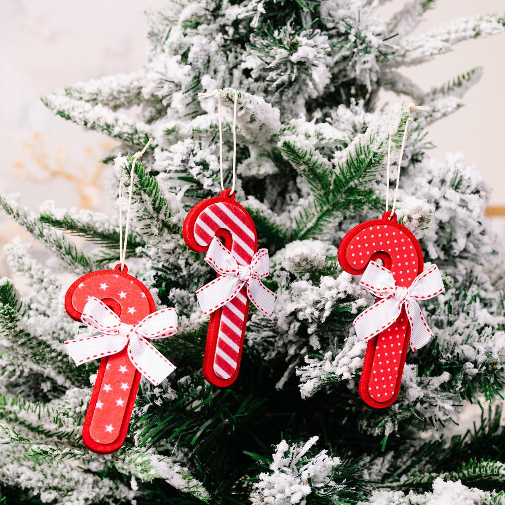 Cozy Red Snowflake Christmas Decorations Plush Tree Hangings For Festive Celebrations