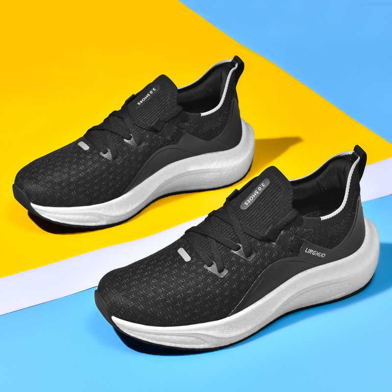 Fashion Zimni With Holes Comfortable Man Flip Flops Sports Walk Shoes Brand Sandals Sneakers Second Hand Foot-wear High Grade