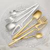 Set di Posate in Acciaio Inossidabile da 4 Pezzi con Design Ergonomico del Manico, Set di Posate Resistente alla Ruggine e alla Corrosione, Set di Posate con Finitura a Specchio per Casa Cucina