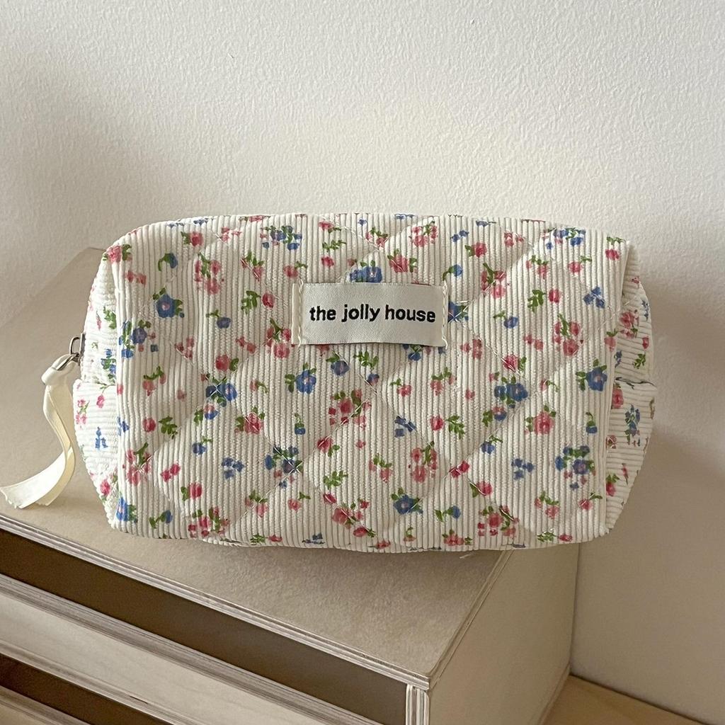 Pastoral Floral Corduroy Quilted Makeup Bag - Portable Eight-Panel Soft Wash & Storage Bag