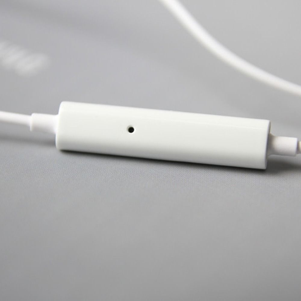 Wired In-Ear Wired Earphone Earbuds 3.5mm Earphone Running Headset Wired Headset  Sports