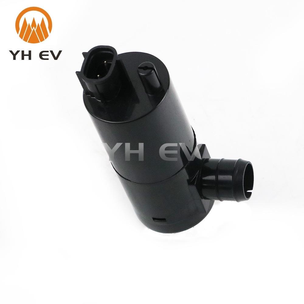 El motor del limpiaparabrisas 85330-02080 es compatible con el Toyota Corolla.