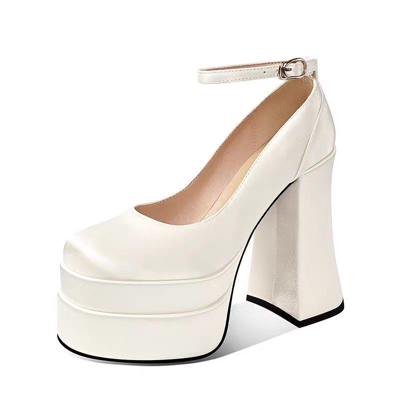 Chaussures Mary Jane Simples Quatre Saisons Nouveau Bout Rond Ouverture Peu Profonde Boucle Métallique Plateforme Imperméable Antidérapante Talons Hauts